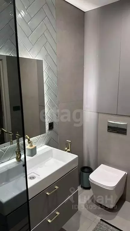2-к кв. Тюменская область, Тюмень ул. Новоселов, 103 (53.0 м) - Фото 1