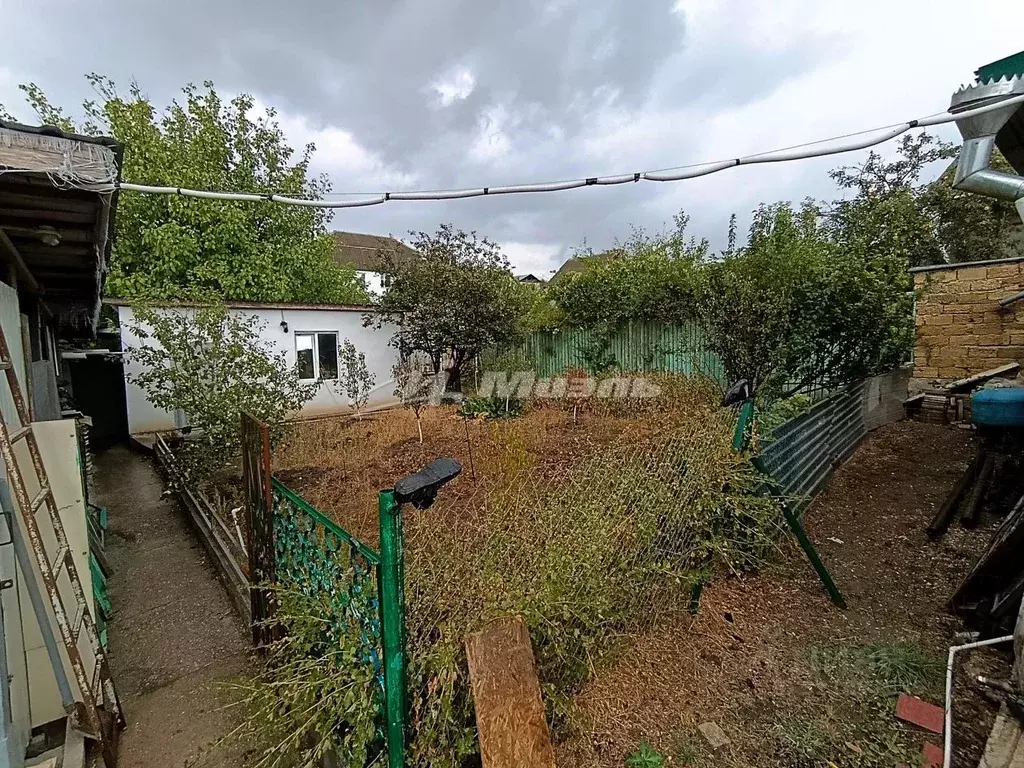 Участок в Крым, Симферопольский район, Добровское с/пос, Строитель ... - Фото 1