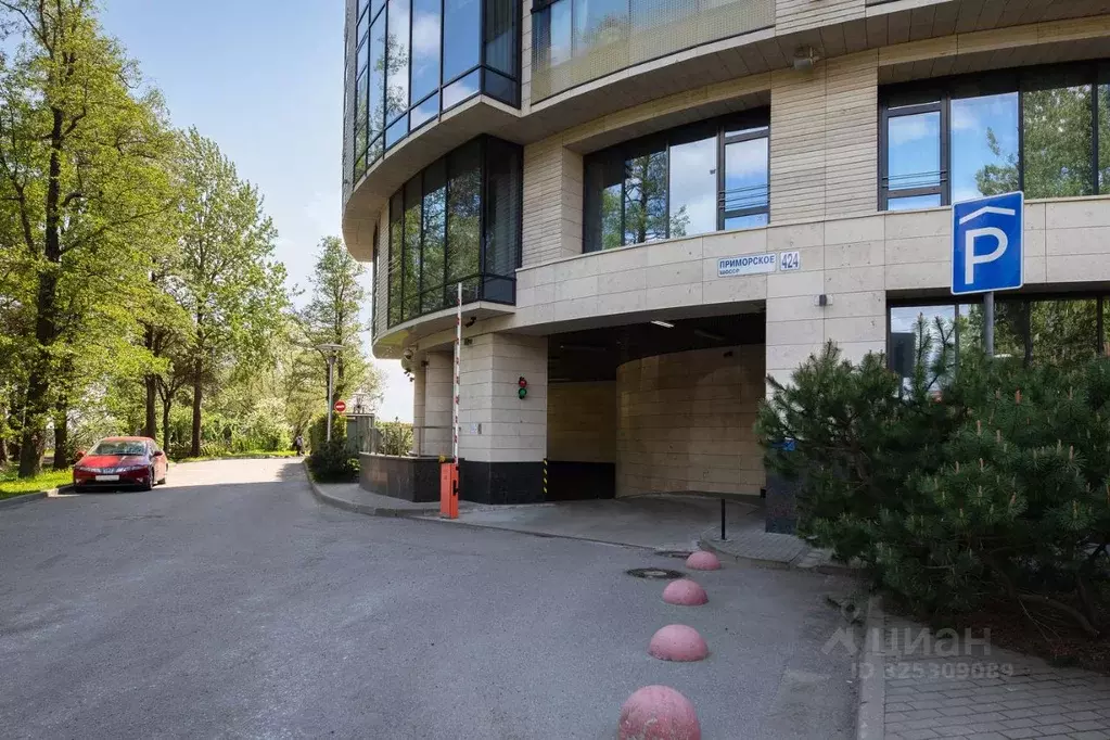 Гараж в Санкт-Петербург пос. Репино, Приморское ш., 424 (13 м) - Фото 1