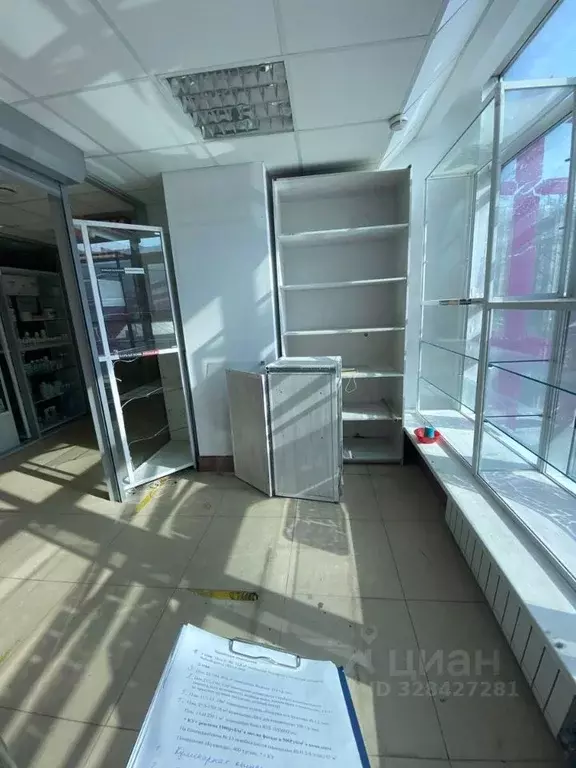 Помещение свободного назначения в Санкт-Петербург просп. Ветеранов, ... - Фото 2