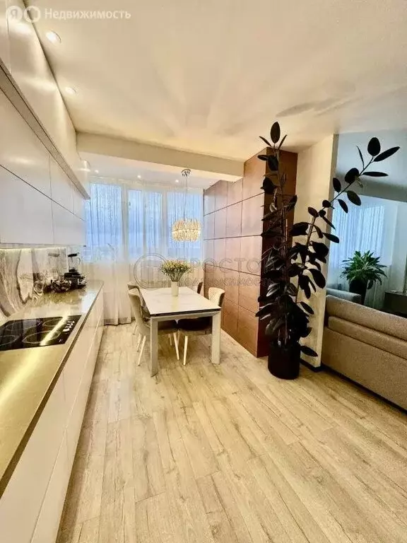 2-комнатная квартира: Красногорск, Ильинское шоссе, 16 (95 м) - Фото 1