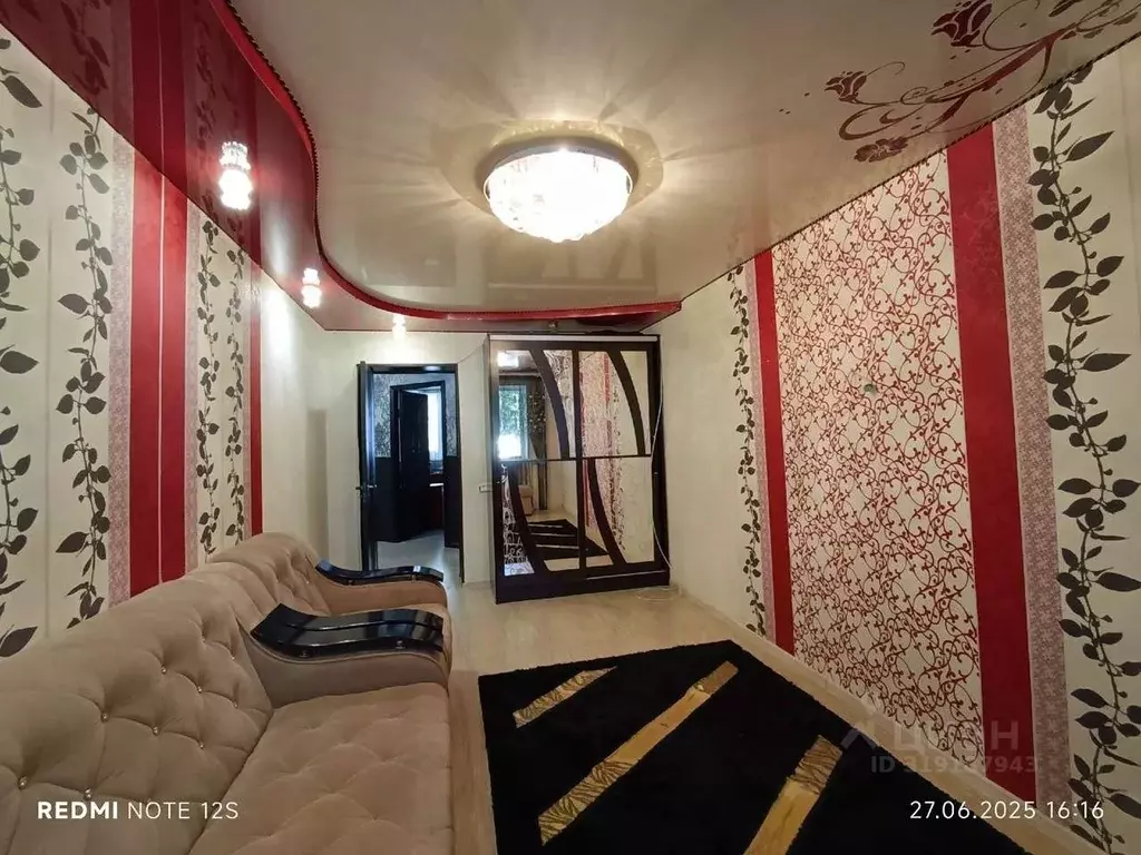 2-к кв. Белгородская область, Губкин ул. Фрунзе, 21А (47.0 м) - Фото 0