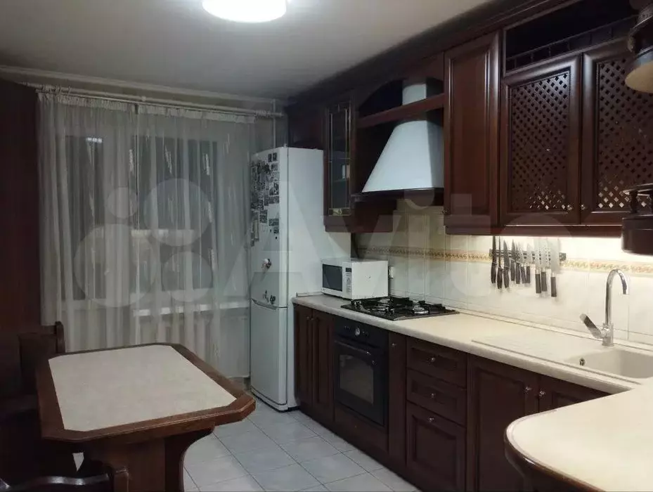 2-к. квартира, 51 м, 3/6 эт. - Фото 0