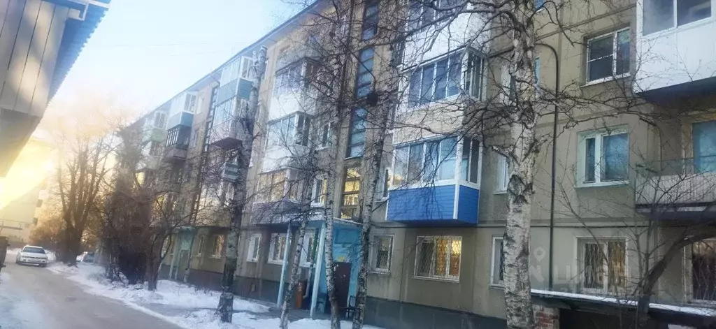 2-к кв. Иркутская область, Ангарск 15-й мкр, 18 (45.1 м) - Фото 0