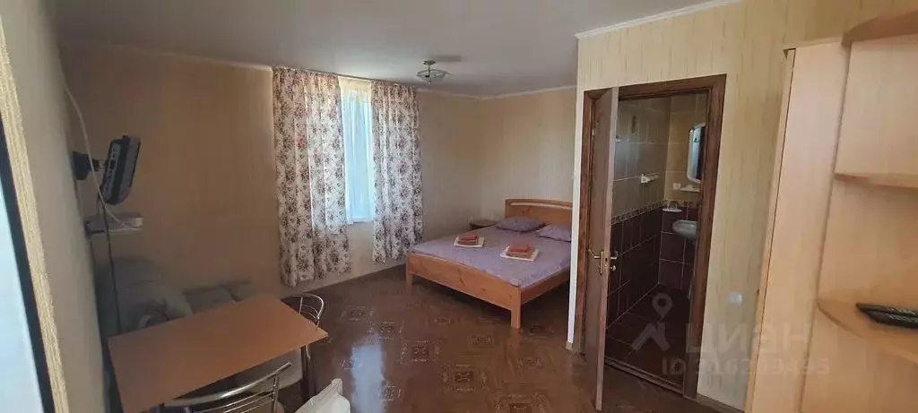 Комната Крым, Евпатория городской округ, Заозерное пгт ул. Олега ... - Фото 0