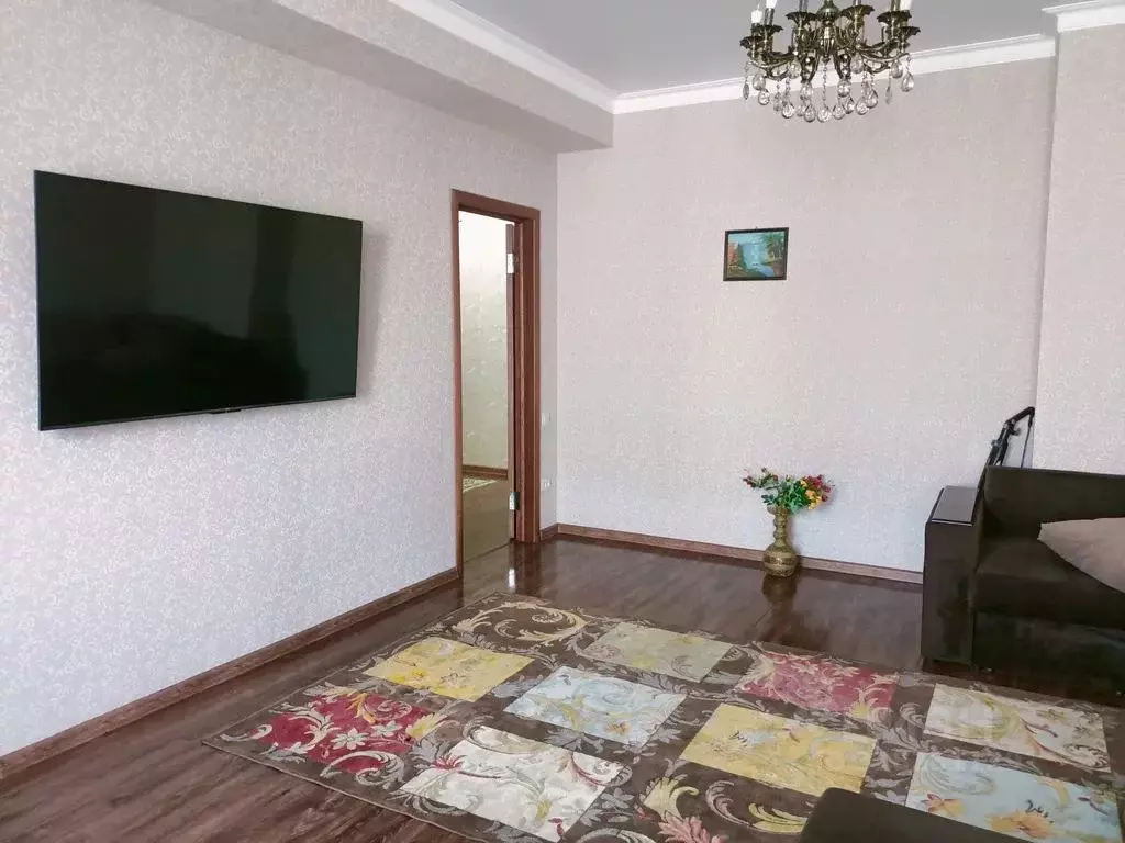 2-к кв. Дагестан, Махачкала ул. Времена Года, 8А (72.0 м) - Фото 1