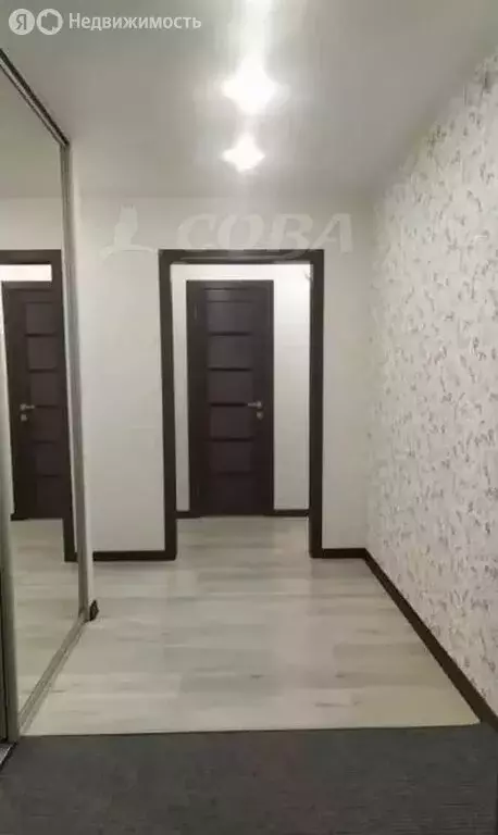 2-комнатная квартира: Тюмень, улица Павла Шарова, 9к1 (67 м) - Фото 0