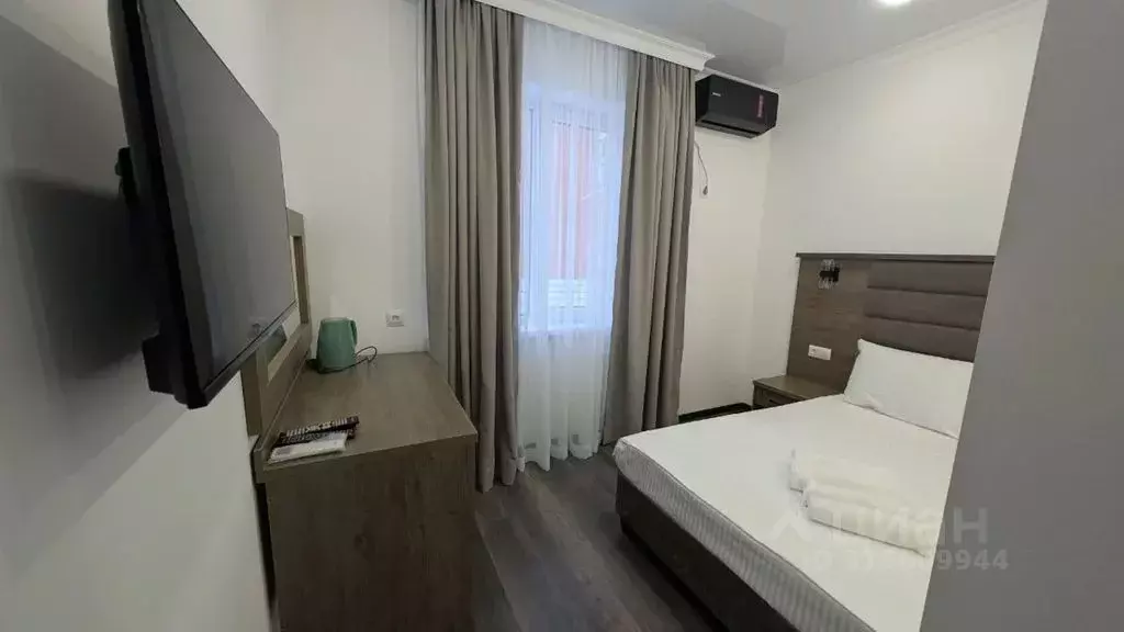 Комната Краснодарский край, Геленджик Почтовая ул., 4Б - Фото 0