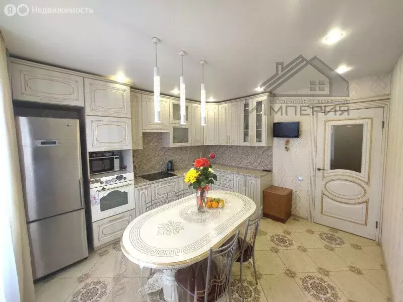 3-комнатная квартира: Казань, улица Натана Рахлина, 13 (86 м) - Фото 0