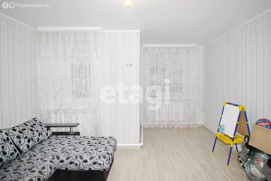 3-комнатная квартира: Ялуторовск, улица Карбышева, 7А (80 м) - Фото 2