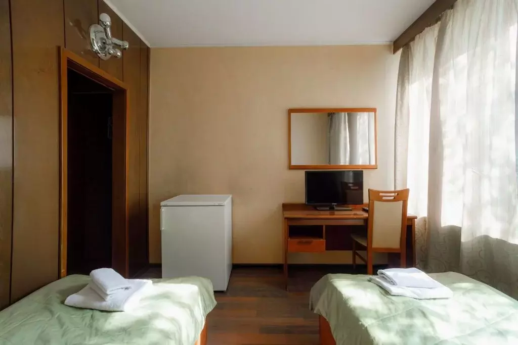 Комната Москва ул. Хамовнический Вал, 34 (15.0 м) - Фото 1