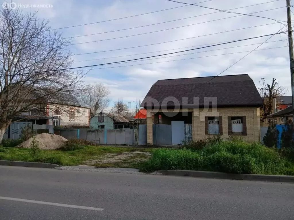 Дом в Георгиевск, улица Гагарина (190 м) - Фото 1