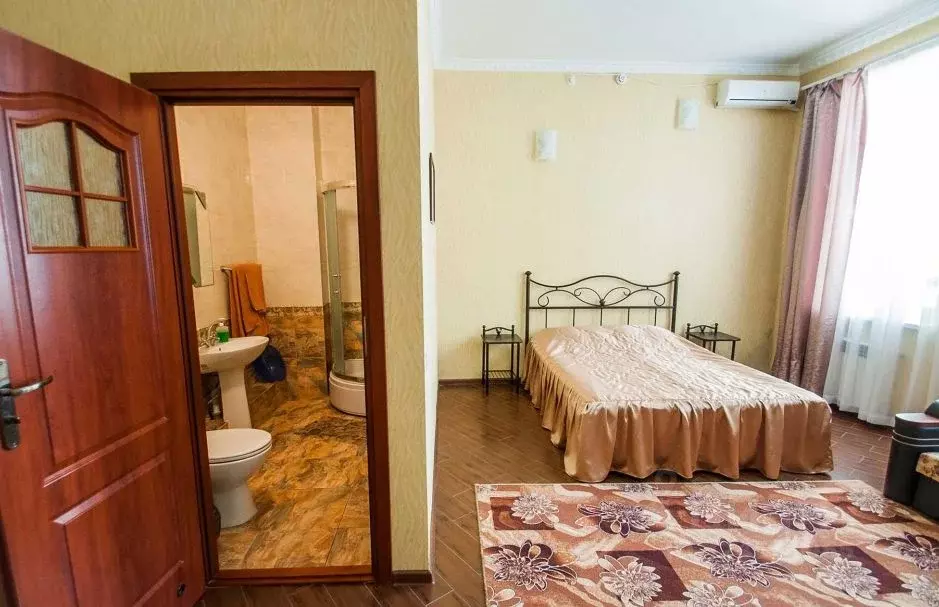 Комната Крым, Феодосия бул. Старшинова, 1 (25.0 м) - Фото 1