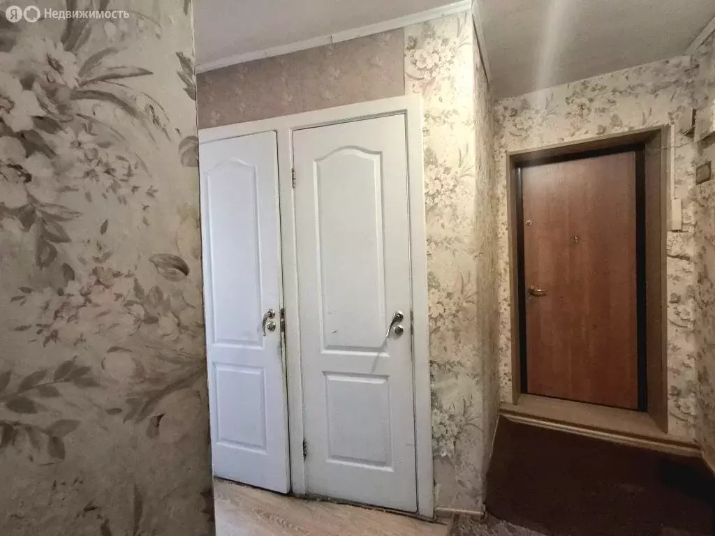 3-комнатная квартира: Сысерть, улица Розы Люксембург, 59 (59.6 м) - Фото 1