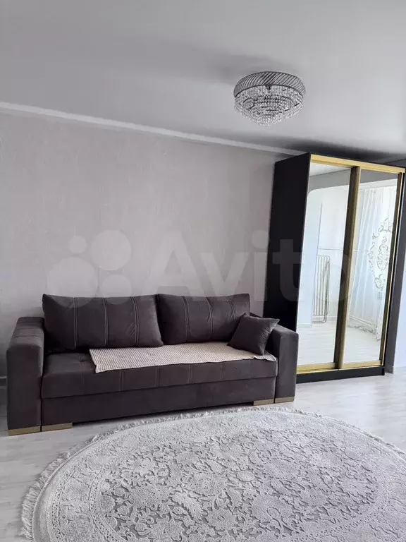 1-к. квартира, 40 м, 4/5 эт. - Фото 0