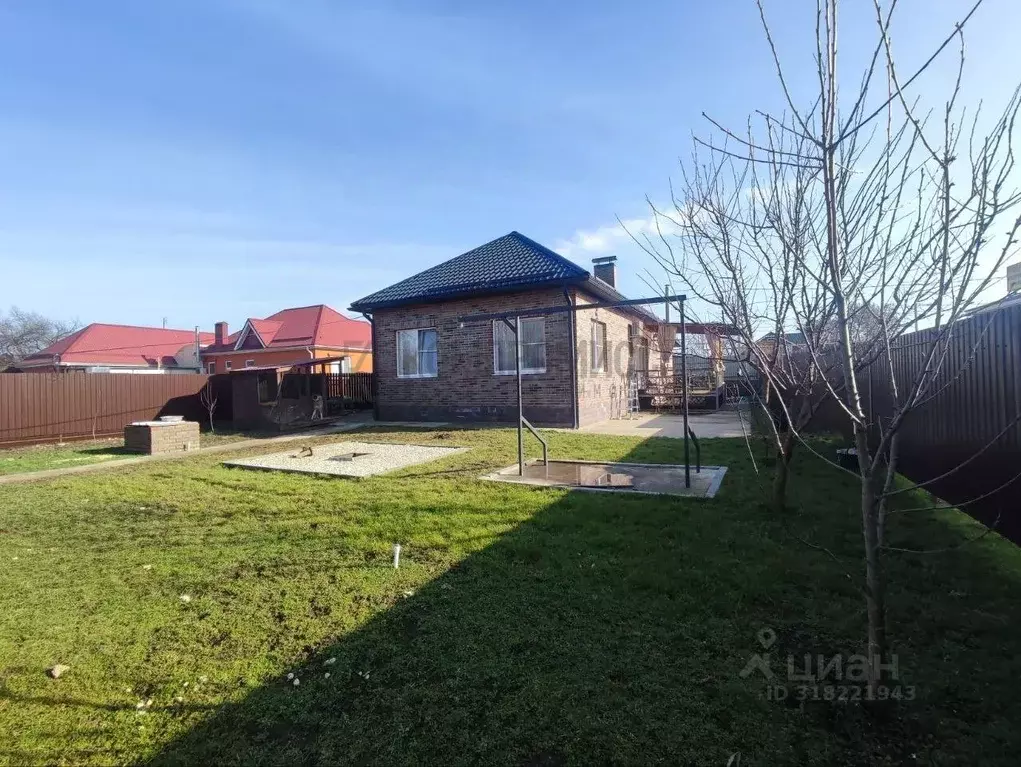 Дом в Краснодарский край, Красноармейский район, Новомышастовское ... - Фото 0