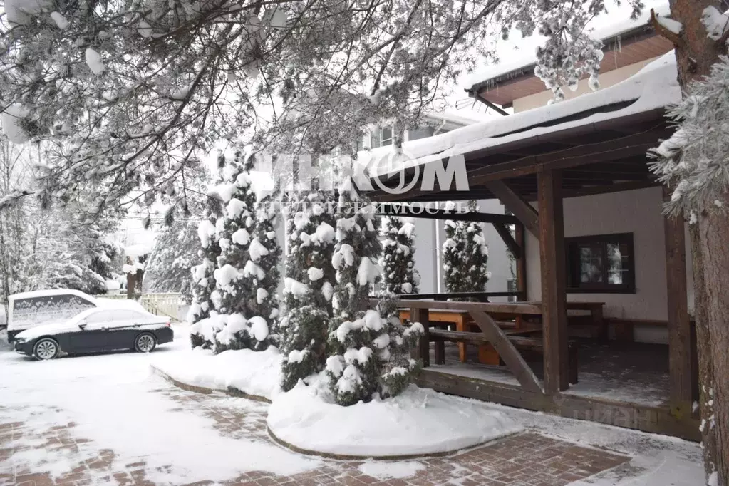 Дом в Москва д. Рассудово, ул. Сиреневая, 1 (460 м) - Фото 2