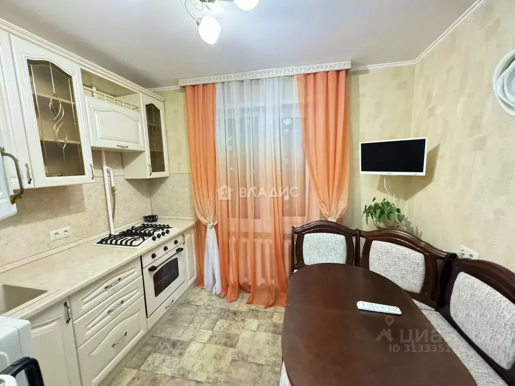 2-к кв. Владимирская область, Владимир ул. Нижняя Дуброва, 33 (50.1 м) - Фото 0