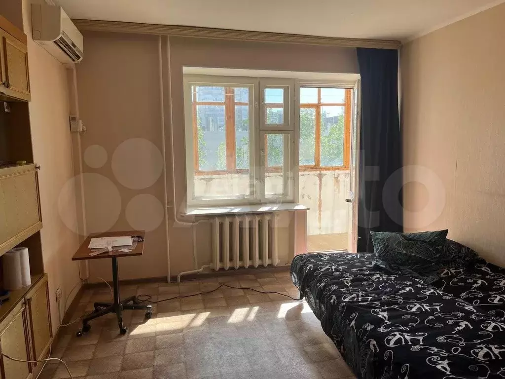 1-к. квартира, 37 м, 4/10 эт. - Фото 0