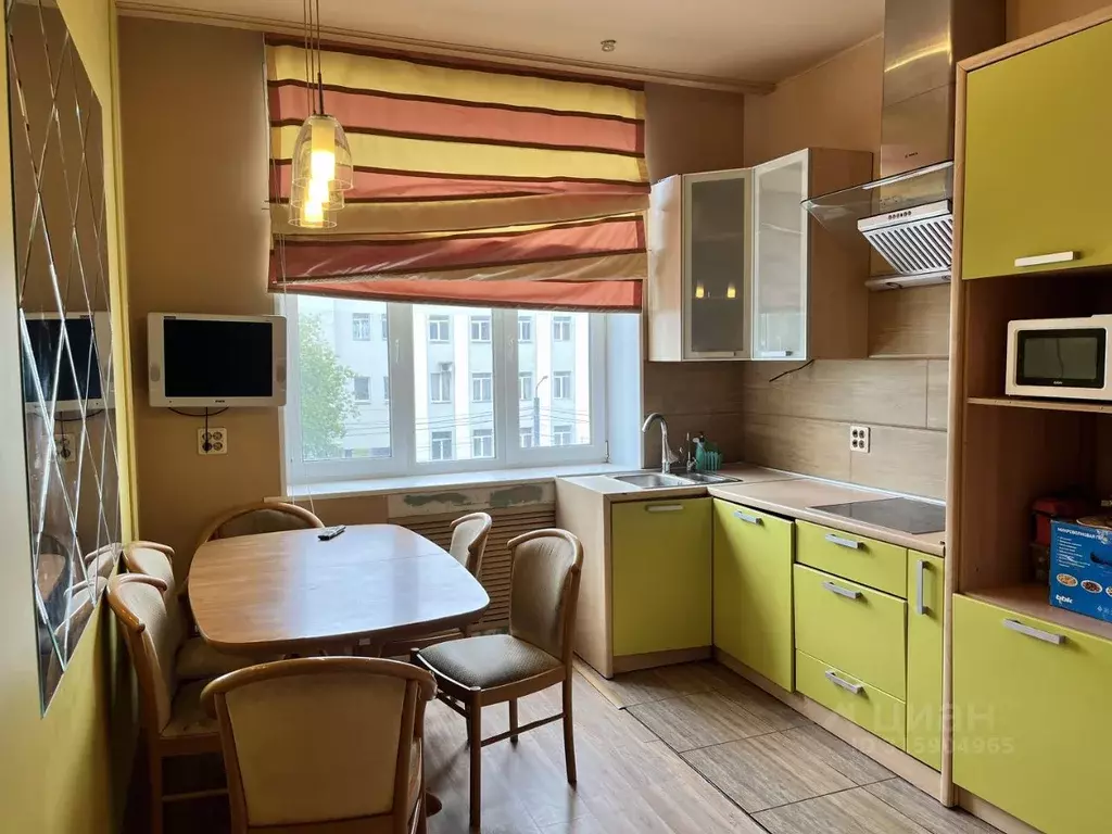 3-к кв. Челябинская область, Челябинск Свердловский просп., 63 (89.0 ... - Фото 1