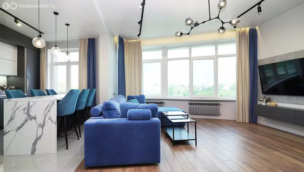 2-комнатная квартира: Казань, улица Оренбургский Тракт, 24Б (68 м) - Фото 1