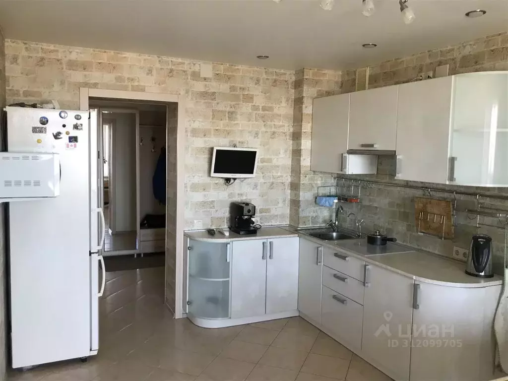 2-к кв. Вологодская область, Череповец ул. Раахе, 60Б (70.0 м) - Фото 2