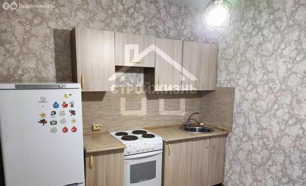 1-комнатная квартира: Екатеринбург, жилой район Сортировочный, ... - Фото 0