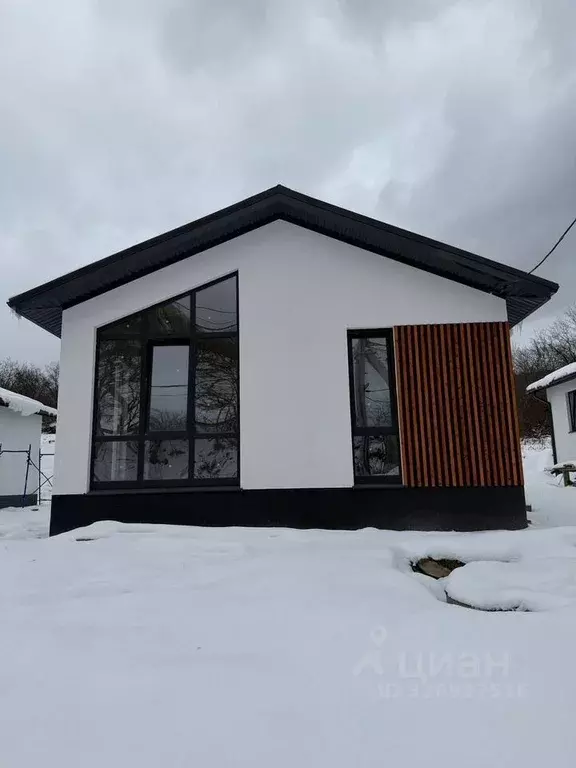 Дом в Краснодарский край, Новороссийск городской округ, Убых хут. ул. ... - Фото 1