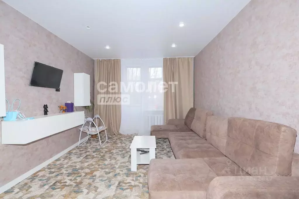 2-к кв. Кемеровская область, Кемерово Бакинский пер., 18 (57.9 м) - Фото 1