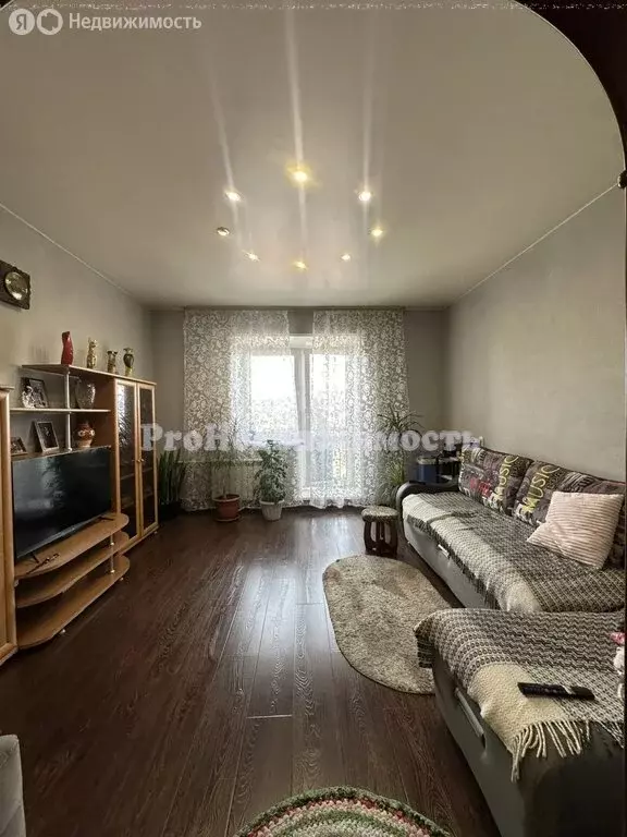 3-комнатная квартира: Кызыл, улица Ленина, 64 (62 м) - Фото 2