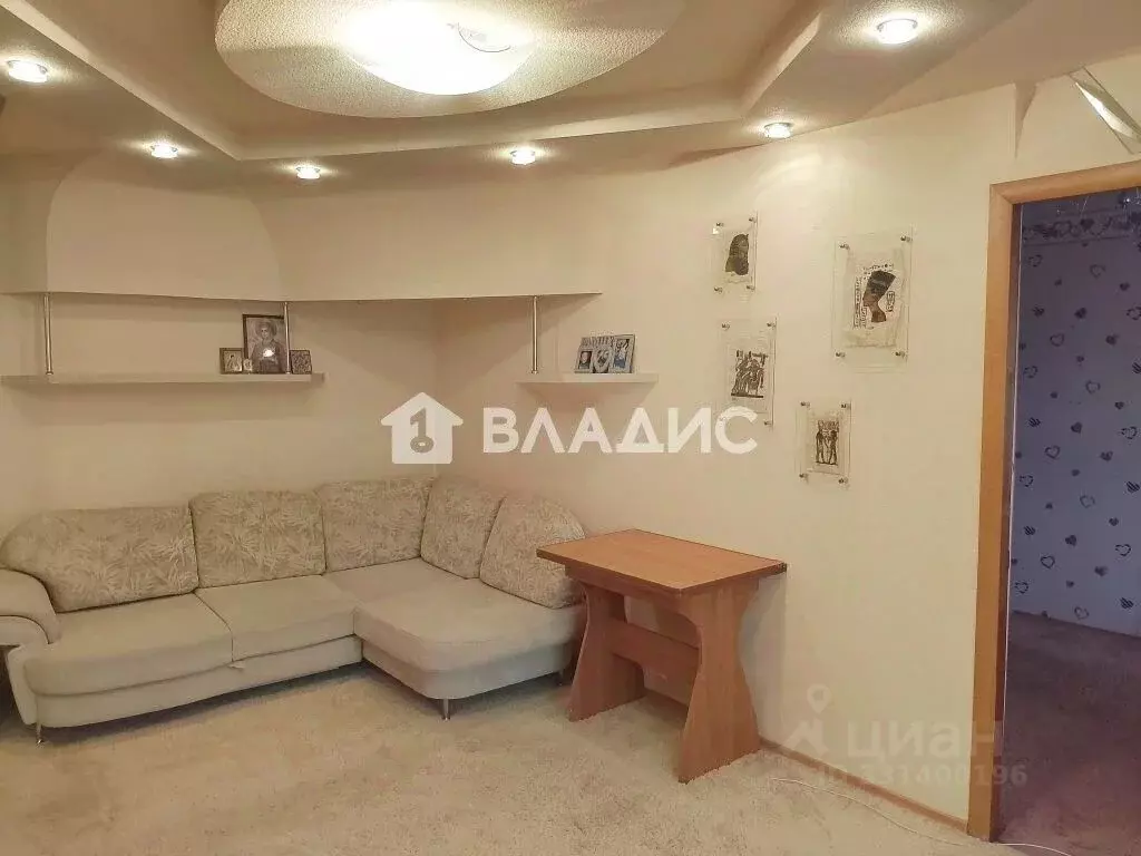 2-к кв. Владимирская область, Владимир просп. Строителей, 34 (44.9 м) - Фото 2