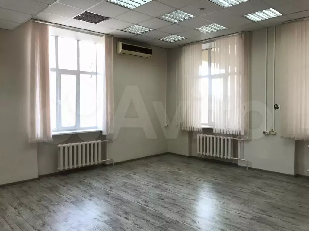 Сдам офис в Центре,38.5 м,всё вкл(с НДС) - Фото 0