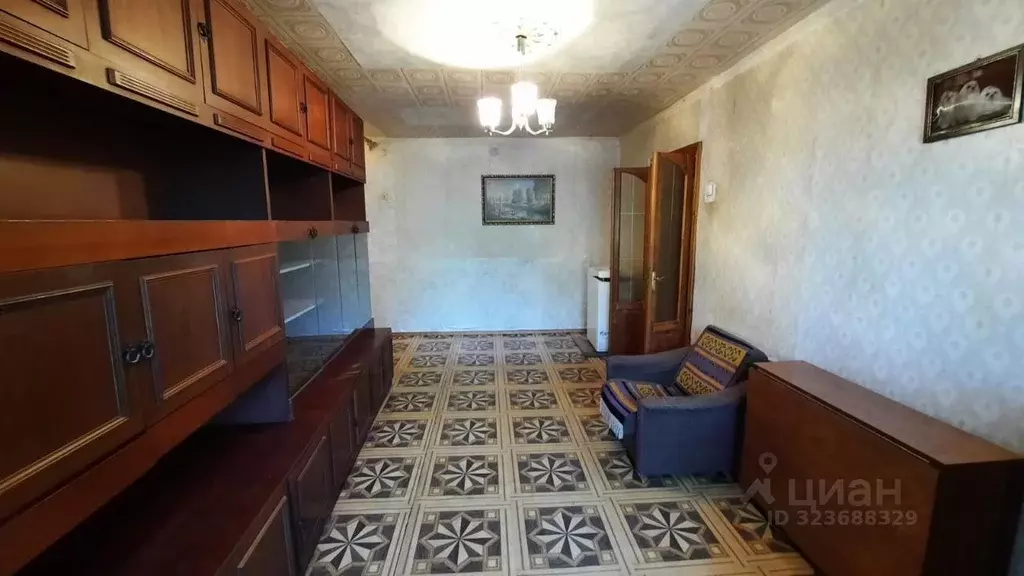 3-к кв. Астраханская область, Астрахань просп. Бумажников, 4 (56.9 м) - Фото 1