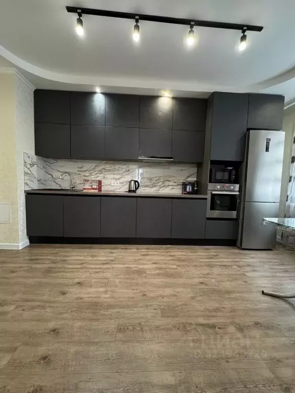 2-к кв. Татарстан, Казань ул. Фатыха Амирхана, 14Б (90.0 м) - Фото 1