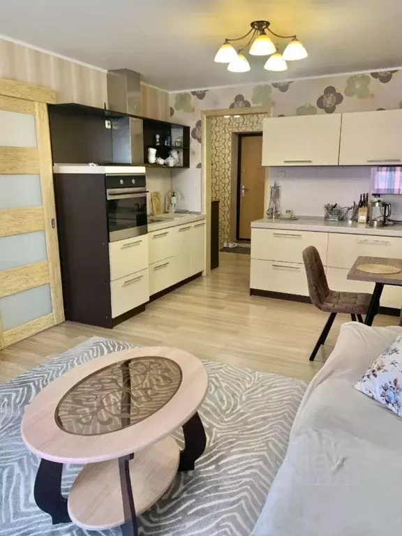 2-к кв. Татарстан, Нижнекамск ул. Чишмале, 3 (45.0 м) - Фото 0
