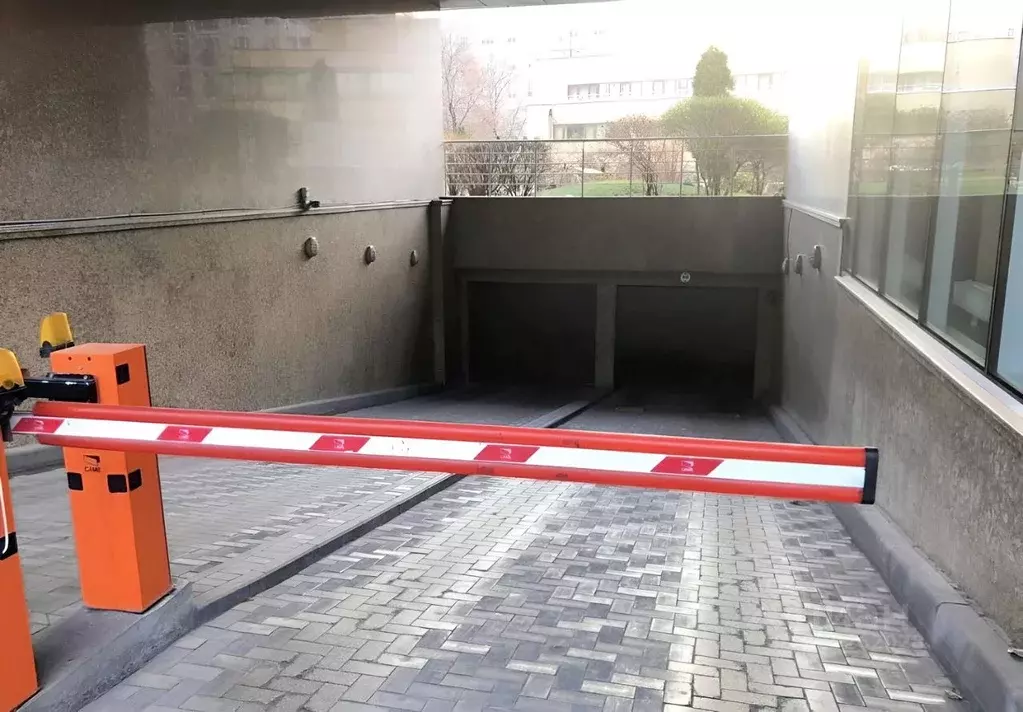 Гараж в Москва 3-я Фрунзенская ул., 19 (13 м) - Фото 2