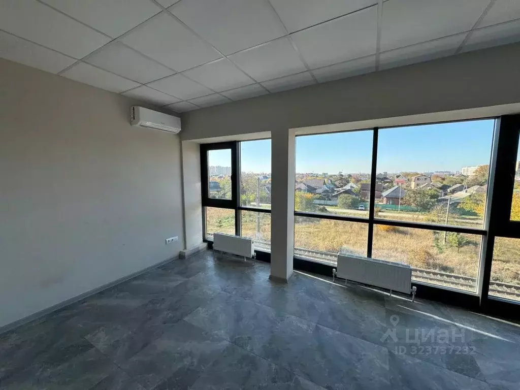 Офис в Краснодарский край, Краснодар Ростовское ш. (696 м) - Фото 2