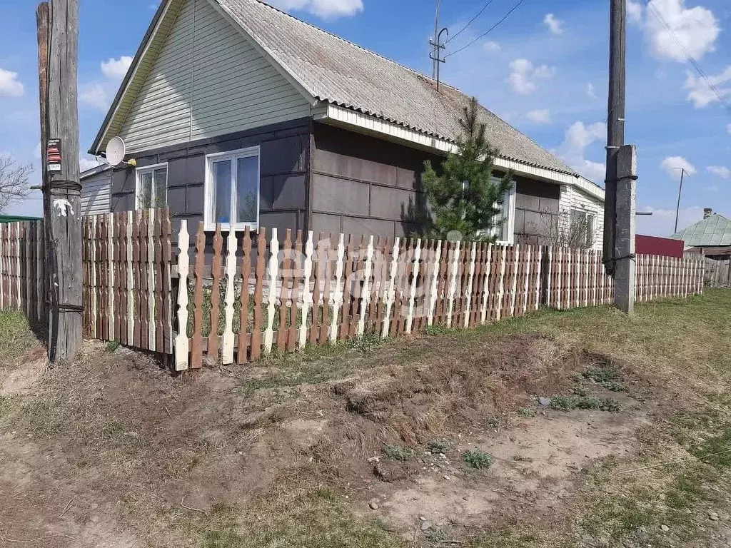 Дом в Красноярский край, Емельяновский муниципальный округ, с. Устюг ... - Фото 0