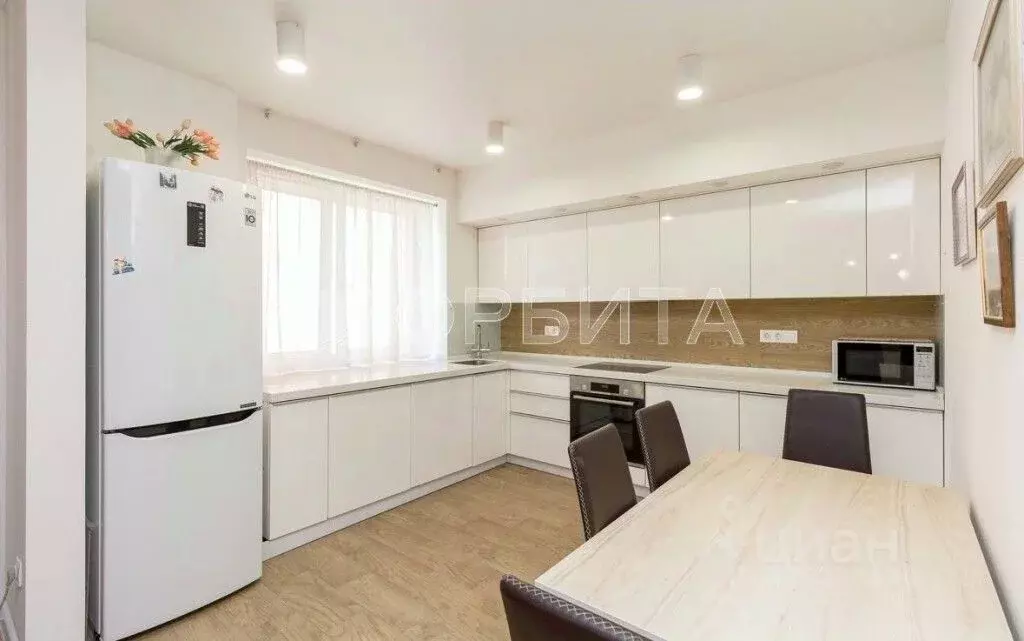 2-к кв. Тюменская область, Тюмень ул. Червишевский Тракт, 21к1 (70.6 ... - Фото 2