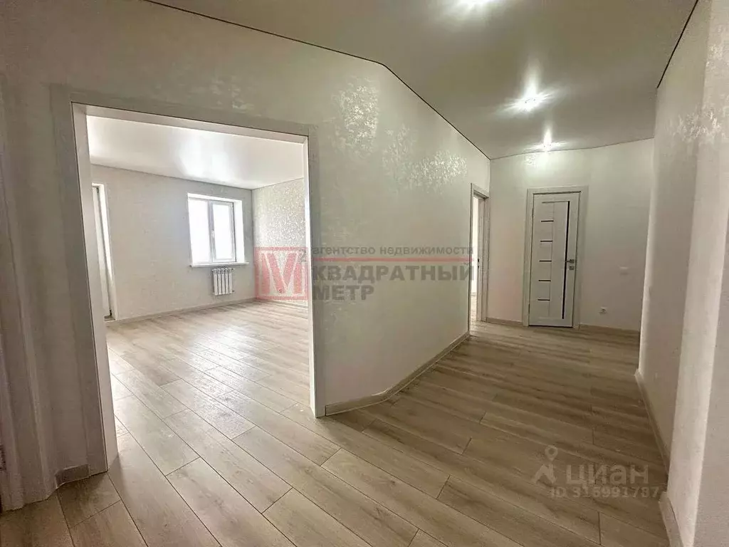 3-к кв. Белгородская область, Старый Оскол Буденного мкр, 16 (92.0 м) - Фото 0