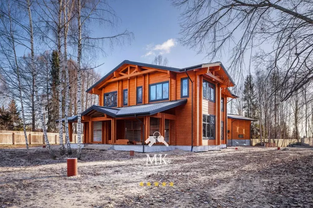 Дом в Тверская область, Конаковский муниципальный округ, д. Узкол  ... - Фото 1