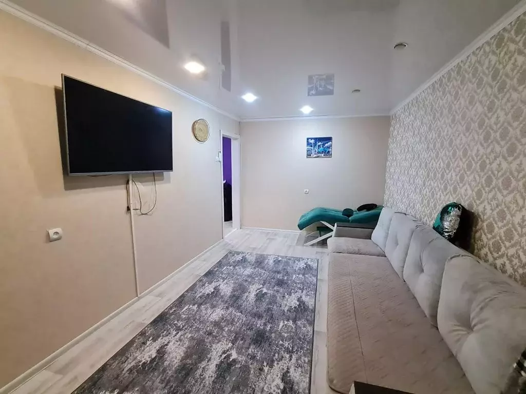 Квартира, 3 комнаты, 61.1 м - Фото 2