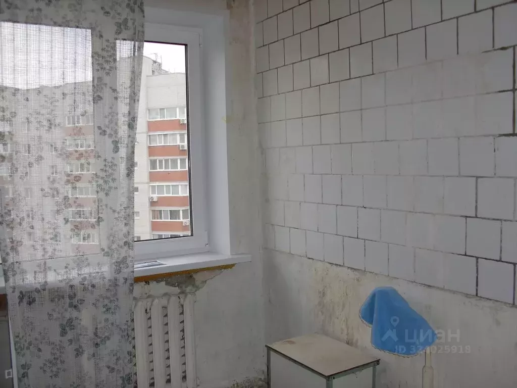 3-к кв. Саратовская область, Энгельс ул. Тельмана, 21 (61.4 м) - Фото 2