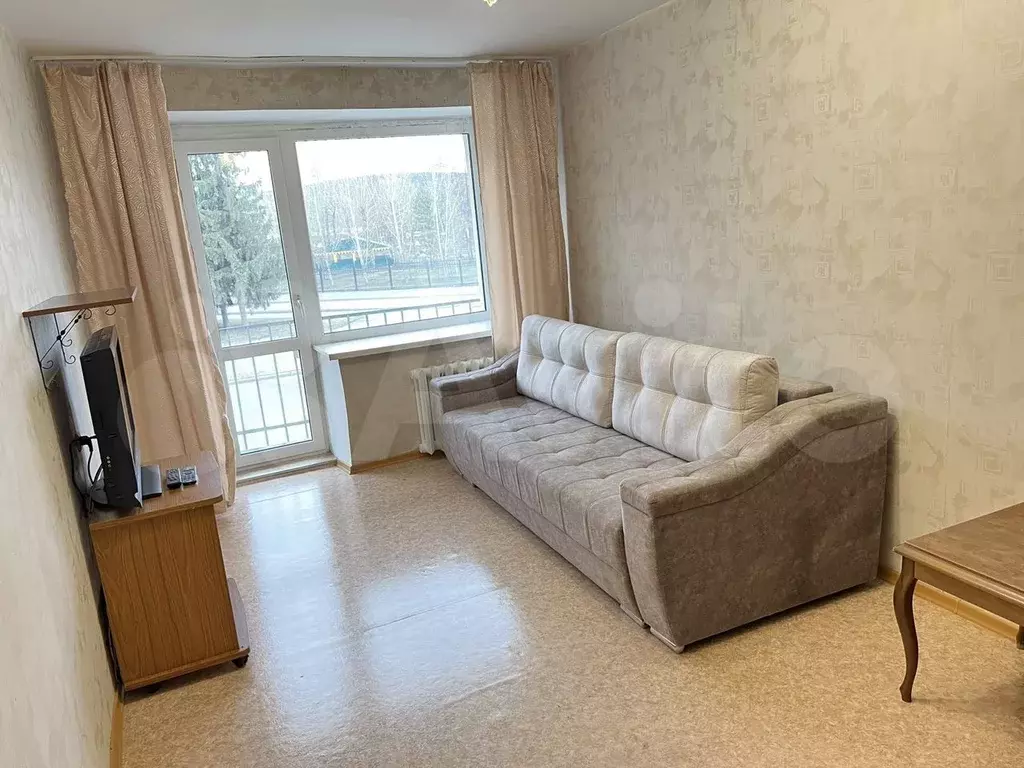 1-к. квартира, 30м, 2/5эт. - Фото 0