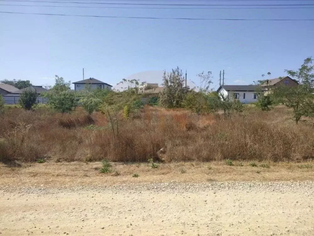 Участок в Крым, Сакский район, с. Орехово ул. 8 Марта (9.6 сот.) - Фото 1