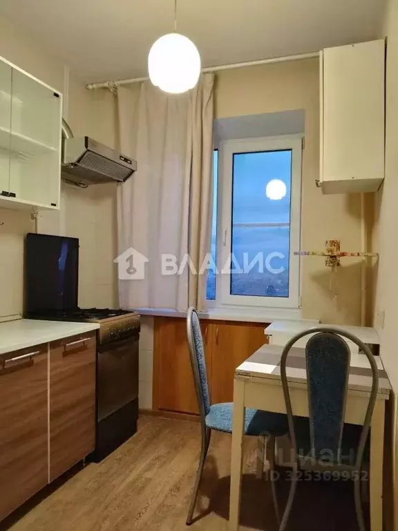 2-к кв. Волгоградская область, Волгоград ул. Качинцев, 110 (43.7 м) - Фото 0