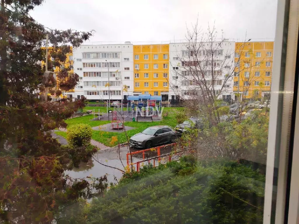 Продается 4-комнатная квартира - Фото 1