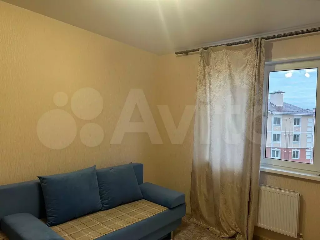 1-к. квартира, 45 м, 3/3 эт. - Фото 1