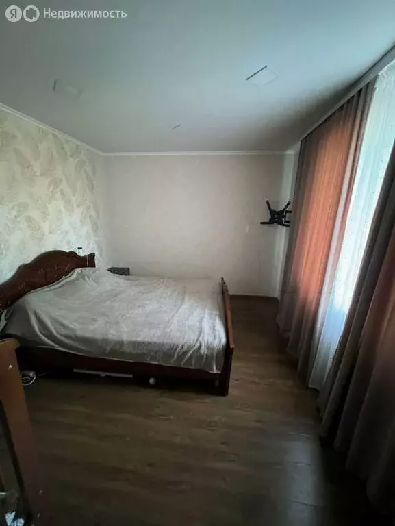 3-комнатная квартира: Губкин, проспект Горняков, 12 (58 м) - Фото 0