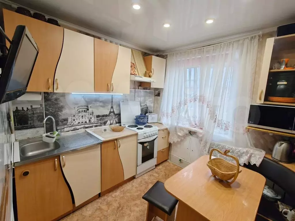 3-к. квартира, 56 м, 5/5 эт. - Фото 1